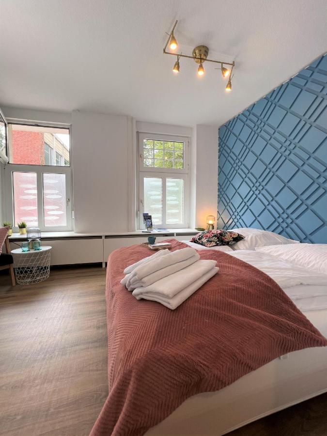 Zentrales Apartment Am Hafen Inklusive Netflix! เอมเดน ภายนอก รูปภาพ